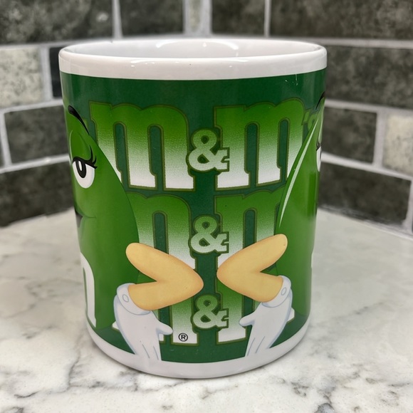 Green M&M coffee/tea mug - Picture 2 of 7